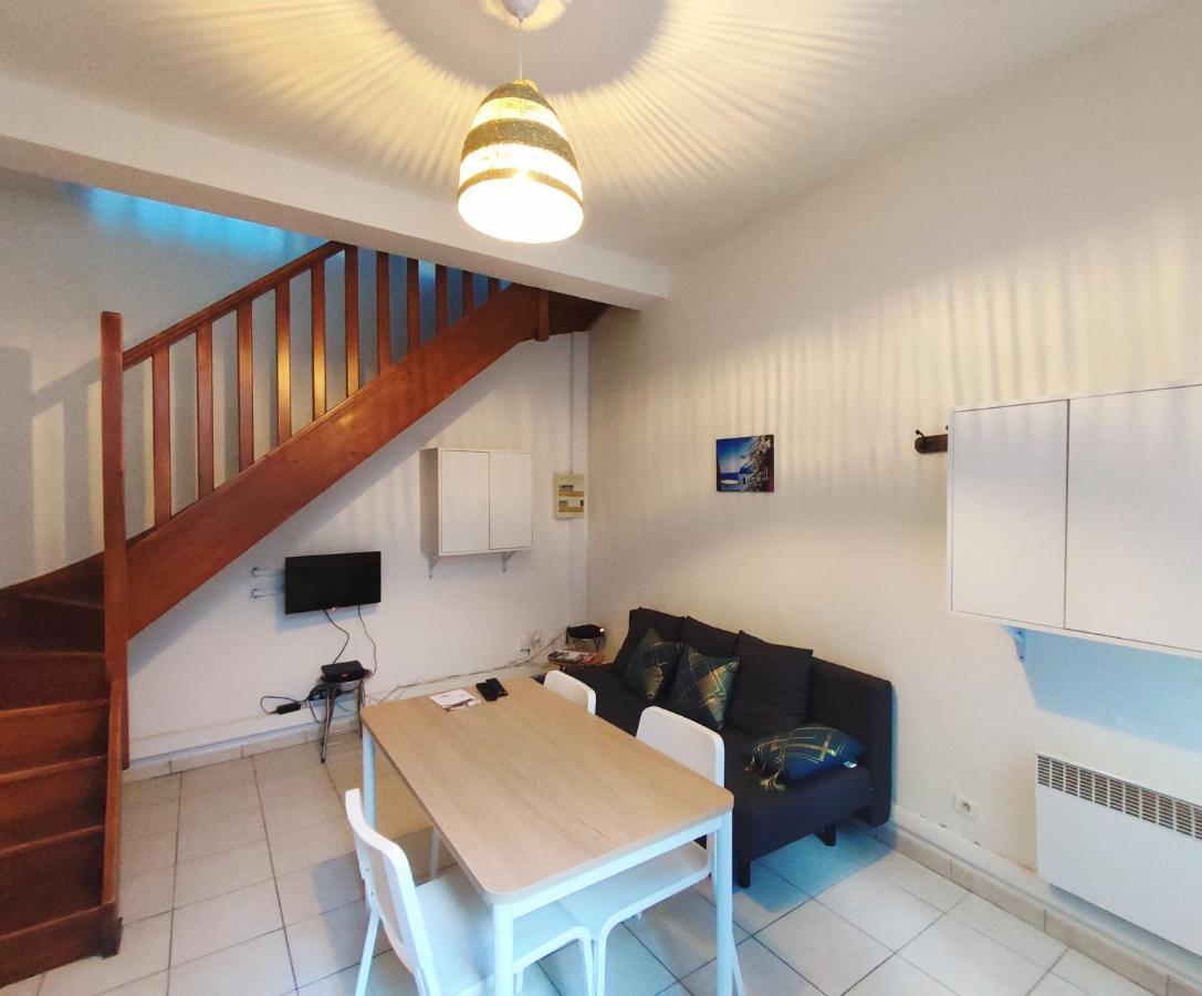 Appartement Cosy En Centre Centre-Ville . . . Nimes Exterior photo